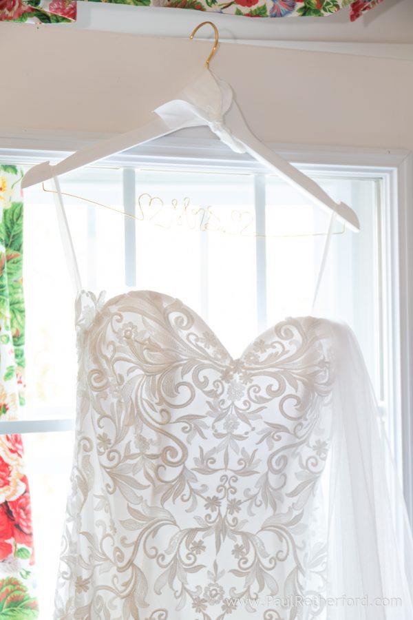 wedding dress mackinac island photo