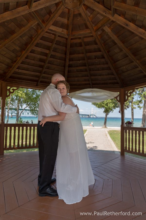 bridgeview gazebo wedding photo mackinaw city