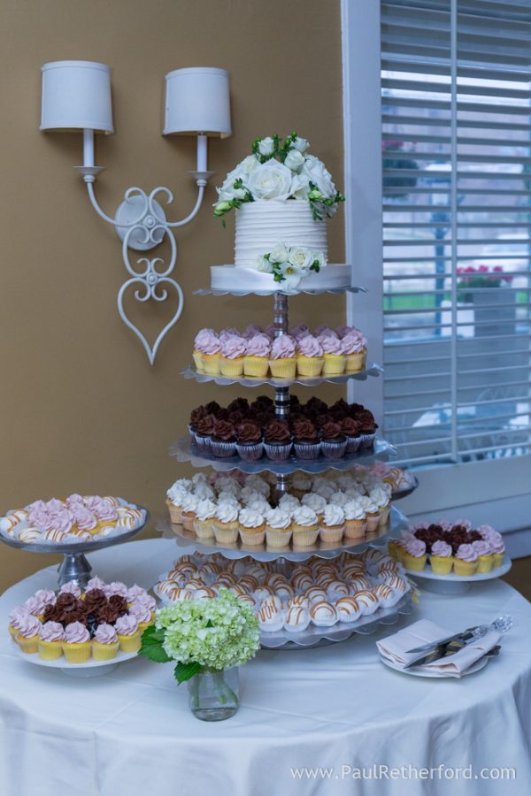 simply sweet by jessica wedding cake photo