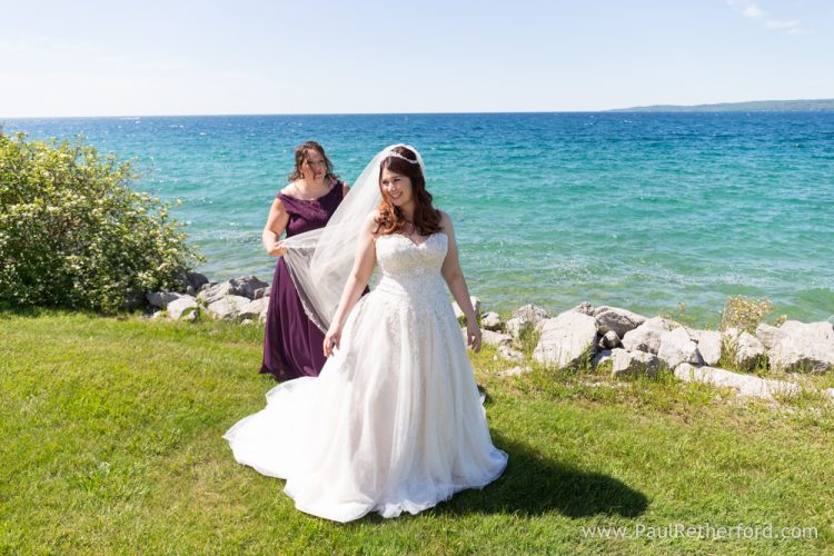 cottage at inn at bay harbor wedding photo