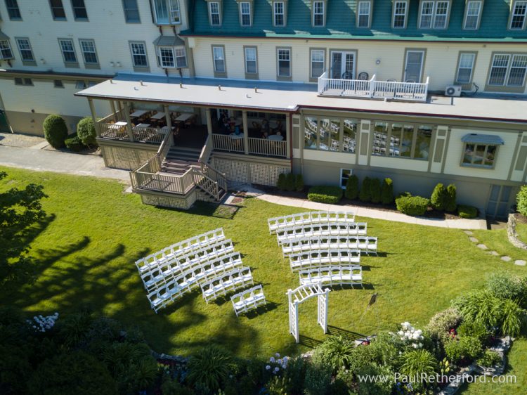 Stafford's Bay View Inn outdoor Wedding Petoskey Michigan Photography