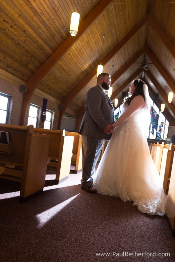 bride groom glow wedding photo