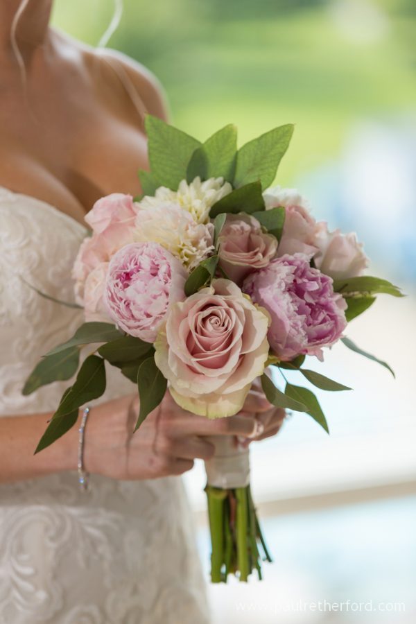Beautiful Wedding Flowers to brighten your day