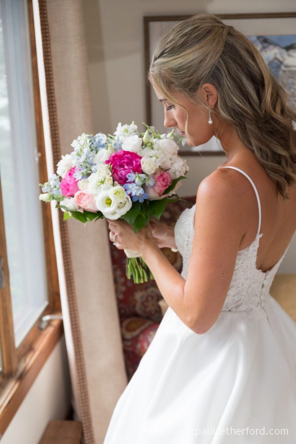 Beautiful Wedding Flowers to brighten your day