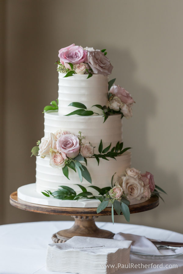 bella e dolce wedding cake photo