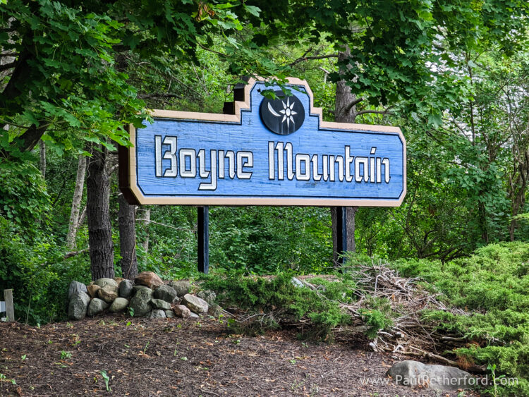 Boyne Mountain Resort Wedding Photography Deer Lake Beach House Ceremony Michigan