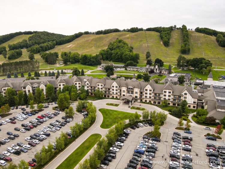 Boyne Mountain Resort Wedding Photography Deer Lake Beach House Ceremony Michigan