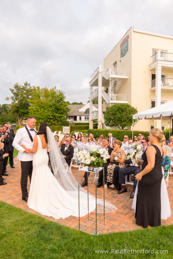 Perry Hotel Northern Michigan Wedding Staffords Petoskey Photography Sean Carly