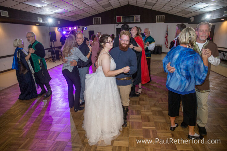 https://paulretherford.com/michigan/brighton/oak-pointe-country-club/oak-pointe-country-club-wedding/